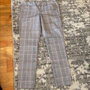 Old Navy high wasted pixie pants Size 10
